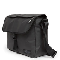 Eastpak selection Delegate + - Schultertasche 17" 38.5 cm (tarp black 2)