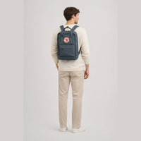 KI-generierte Darstellung – Fjällräven Kånken Laptop 15'' - Rucksack 40 cm (graphite)