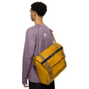 Vaude Mineo Messenger 22 - Umhängetasche 15.6" 45 cm (burnt yellow) - Ansicht 7