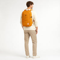 KI-generierte Darstellung – Fjällräven Skule 24 - Rucksack 47 cm (red gold)