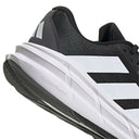 adidas Questar 3 M - Laufschuh (carbon black/ftw white/carbon, 42 2/3) - Markenkoffer