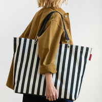 reisenthel XL - Shopper 68 cm (summerstripes black) - Ansicht 5