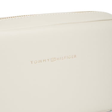 Tommy Hilfiger Essential - Umhängetasche 22 cm (soft cream) - Ansicht 4