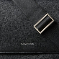 Calvin Klein Raised - Umhängetasche 29.5 cm (black) - Ansicht 4