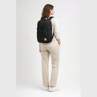 KI-generierte Darstellung – Fjällräven Skule 24 - Rucksack 47 cm (black)