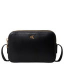 Calvin Klein Hardware Camera Bag - Umhängetasche (black/antique light gold)