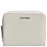 Calvin Klein Must - Geldbörse M (chalk) - Markenkoffer