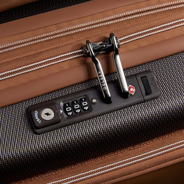 Delsey Paris Chatelet Air 2.0 - 4 - Rollen - Kabinentrolley 55 cm erw. 14" USB (braun) - Markenkoffer