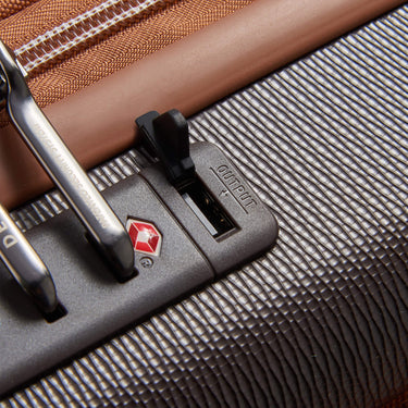 Delsey Paris Chatelet Air 2.0 - 4 - Rollen - Kabinentrolley 55 cm erw. 14" USB (braun) - Markenkoffer