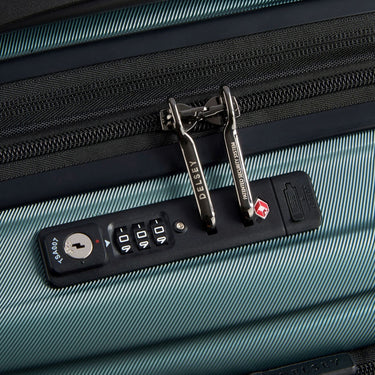 Delsey Paris Shadow 5.0 - 4 - Rollen - Kabinentrolley mit Vordertasche S 55 cm erw. USB (grün) - Markenkoffer