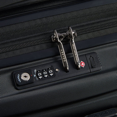 Delsey Paris Shadow 5.0 - 4 - Rollen - Kabinentrolley mit Vordertasche S 55 cm erw. USB (schwarz) - Markenkoffer