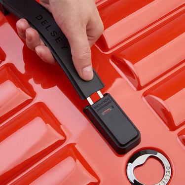 Delsey Paris Shadow 5.0 Trunk - 4 - Rollen - Trolley 73 cm (intensives rot) - Markenkoffer