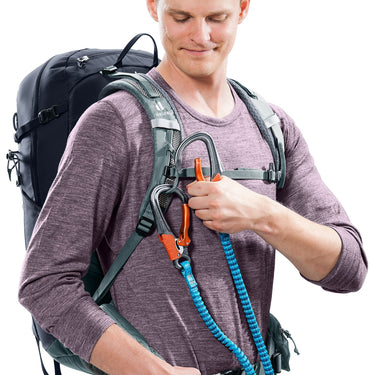 Deuter Trail Pro 33 - Wanderrucksack 63 cm (black - shale, M) - Markenkoffer