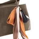 Les Visionnaires Sophie Grande Cozy Scarf - Schultertasche 42 cm (khaki) - Ansicht 4