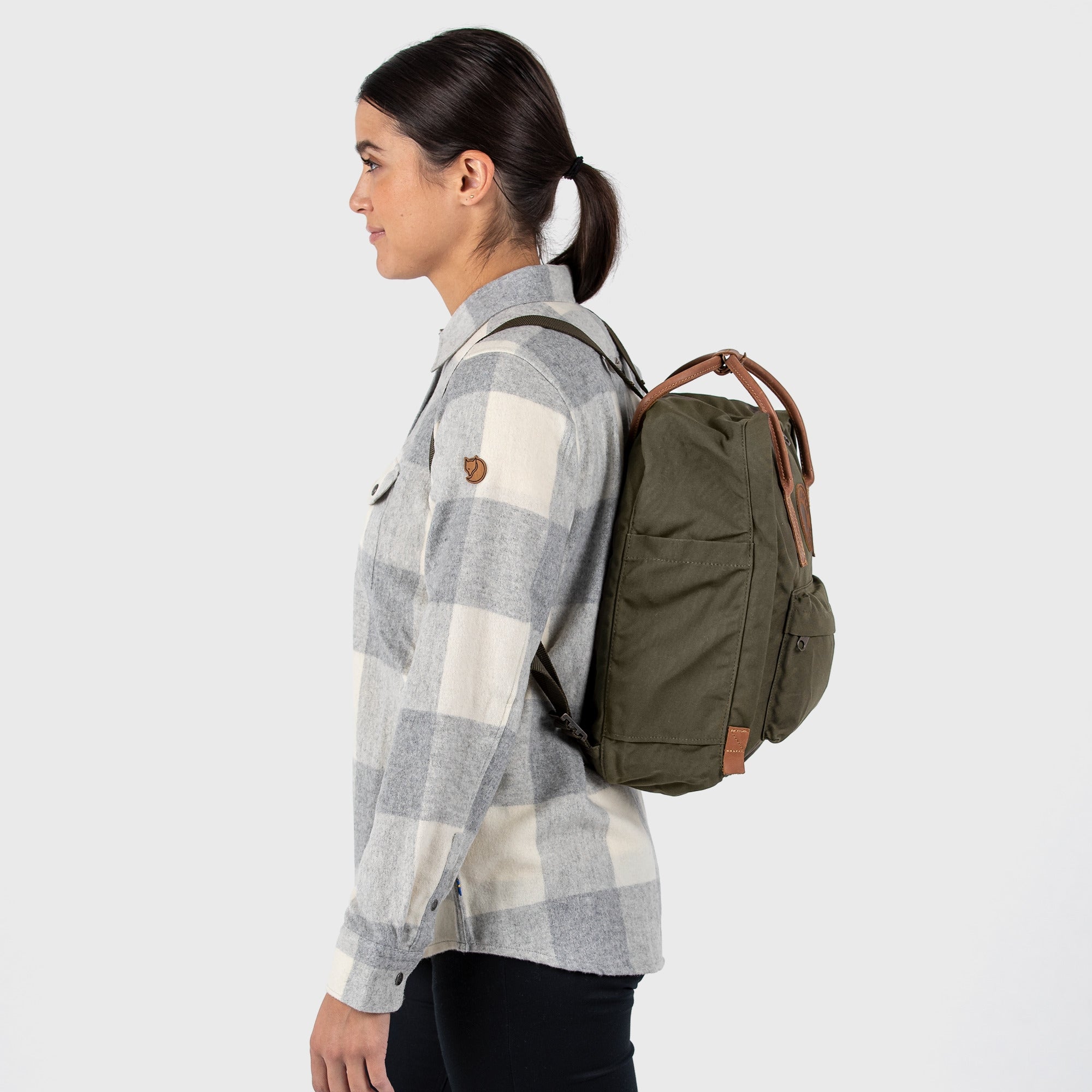 fjällräven kanken no 2 rucksack 38 cm dark olive Fjällräven Kånken No. 2 Backpack 38 cm in Dark Olive – Markenkoffer