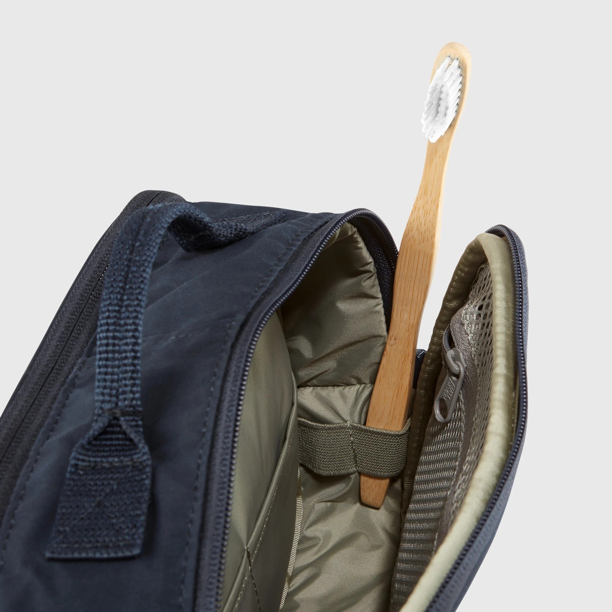Fjällräven Kånken Toiletry Bag Kulturbeutel Navy 24 cm