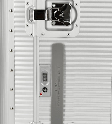 FPM Milano Bank S aluminum Spinner 68 - 4 - Rollen - Trolley 66 cm (moonlight silver) - Markenkoffer