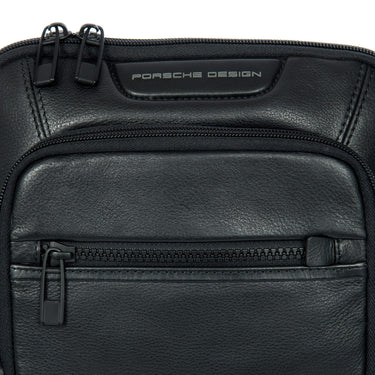 Porsche Design Roadster Evo - Schultertasche S 27 cm (black) - Markenkoffer