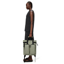 Rains Texel Tote - Rucksack 15" 43 cm (drift) - Markenkoffer