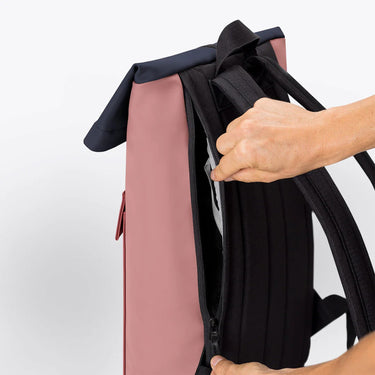 Ucon Acrobatics Jasper Medium Lotus Rolltop - Rucksack 16'' 45 cm (hibiscus - dark rose) - Markenkoffer