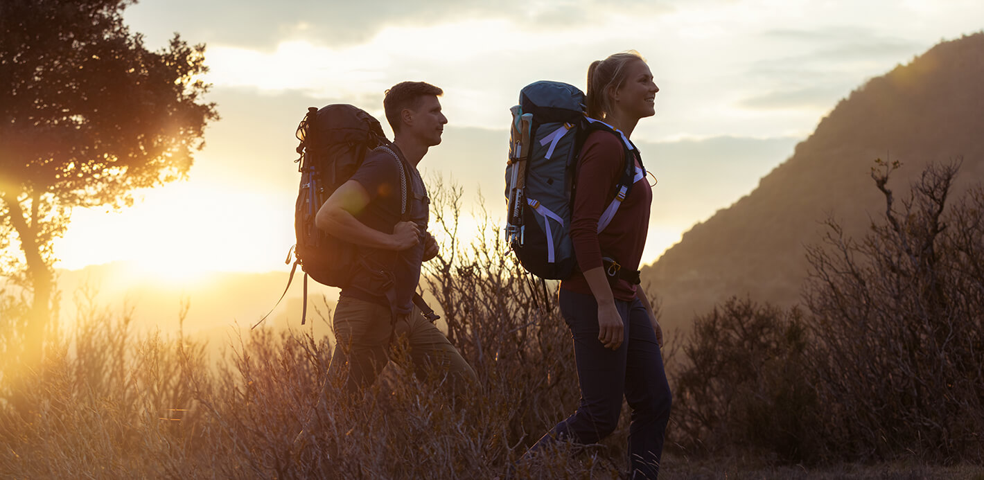 Ob Wandern mit Kindern und auf Weltreise beim Backpacking: Osprey Rucksäcke und Taschen begleiten Sie.